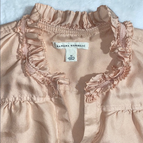 NICE 100% SILK *BANANA REPUBLIC* BLOUSE L/S SHIRT! - Picture 2 of 6